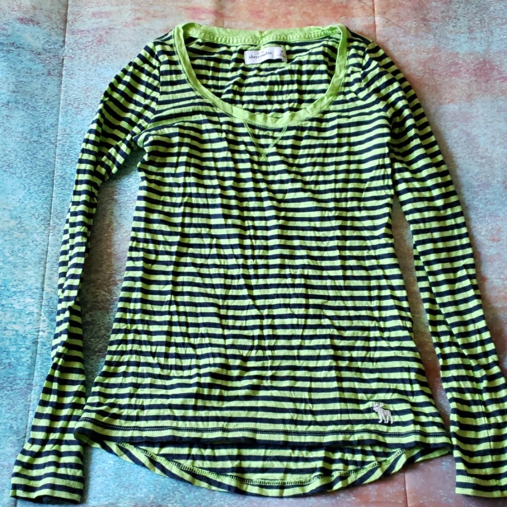 Abercrombie kids long sleeve shirt